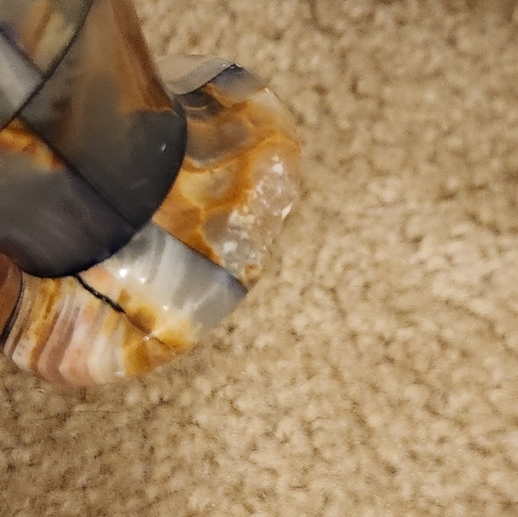 Elegant Handcrafted Onyx Vases 6" Decorative Accent Piece Set Of 2 - Picture 5 of 5